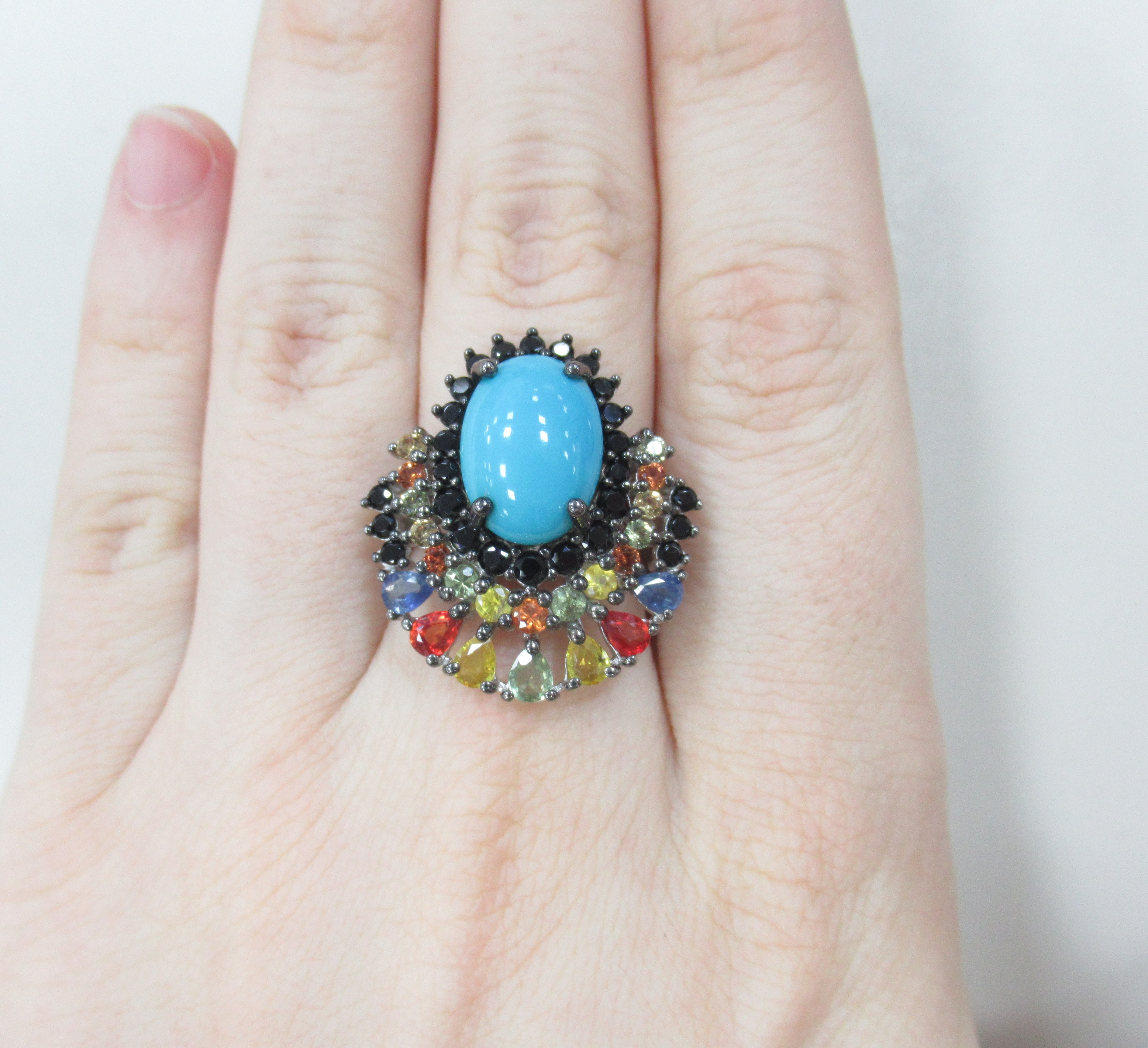 Серебряное кольцо с бирюзой и мультисапфирами